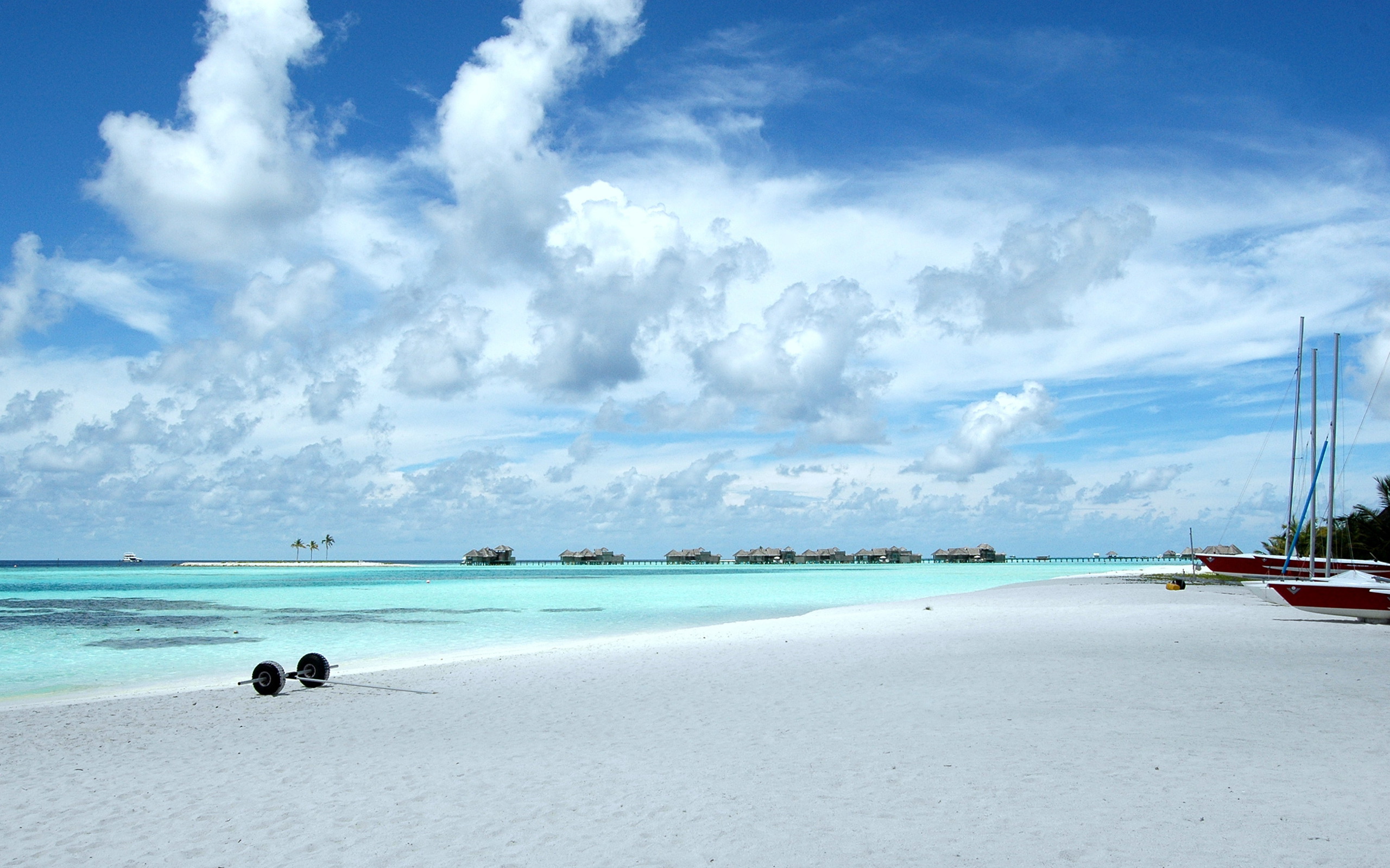 Clouds at Beach373201285